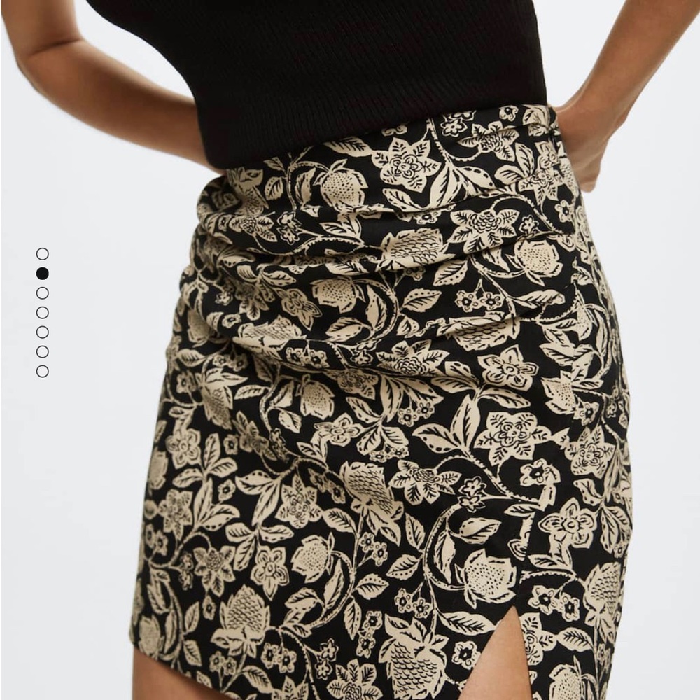 Mango mini skirt